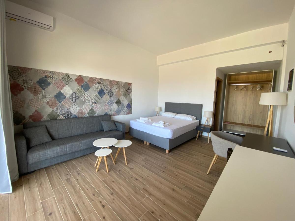 Blue Sky Apartment Frangocastelo Luaran gambar