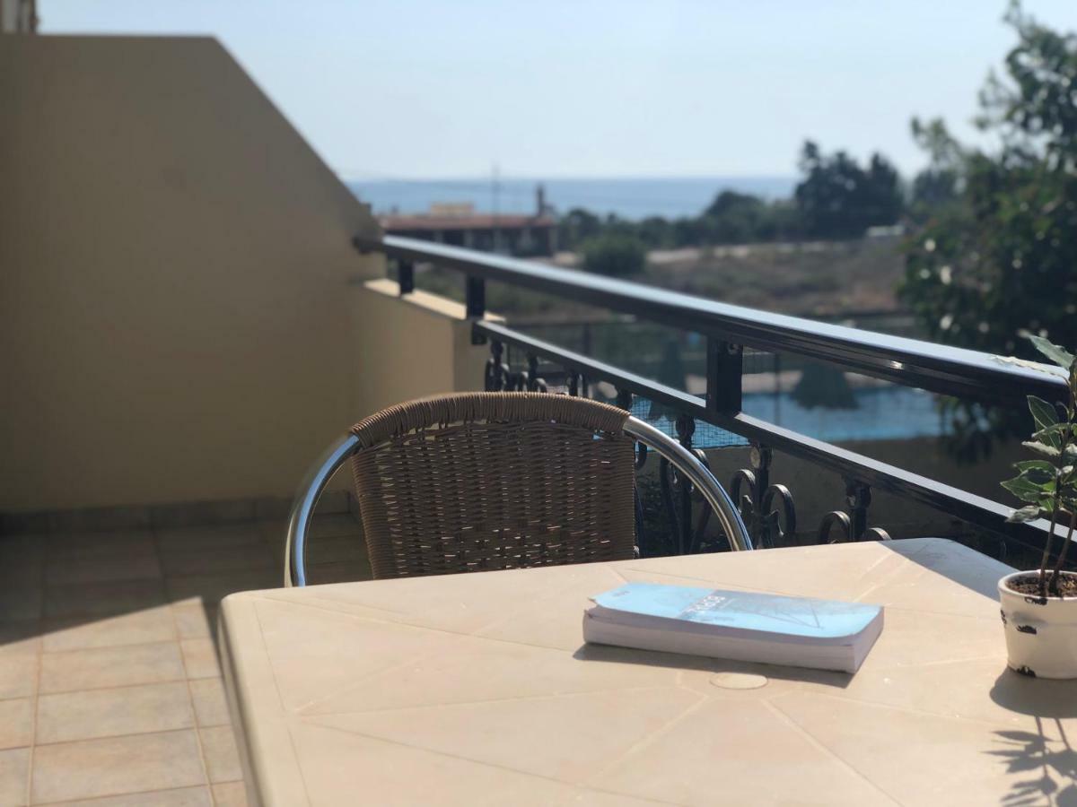 Blue Sky Apartment Frangocastelo Luaran gambar